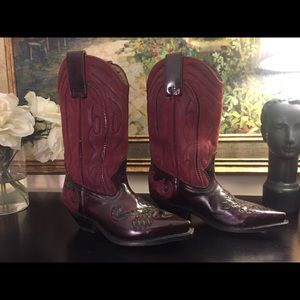 SALE! Dark Berry Suede & Leather Cowboy Boots Sz 6